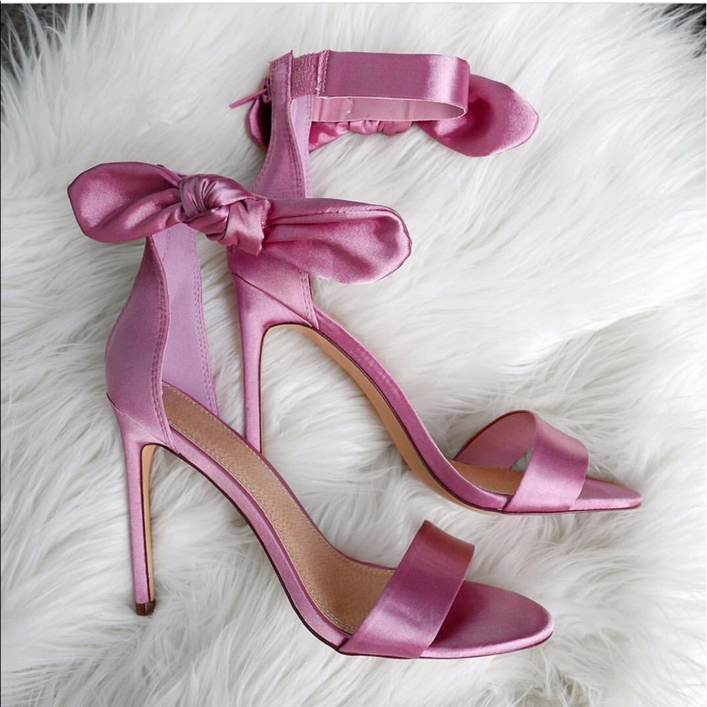 Pretty in pink - Picture 1 of 1