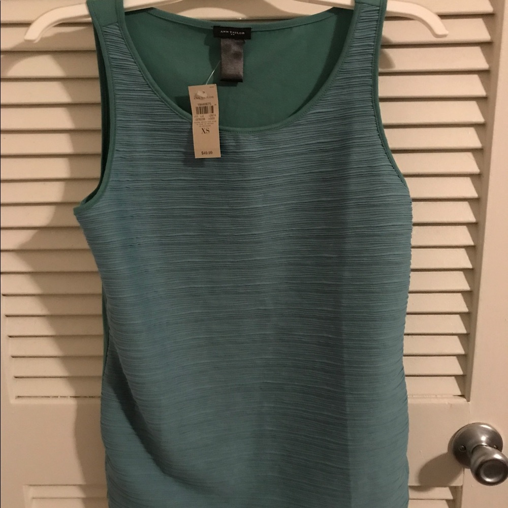Ann Taylor Sleeveless Top