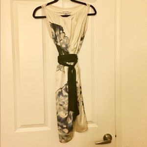 DVF dress with pockets!