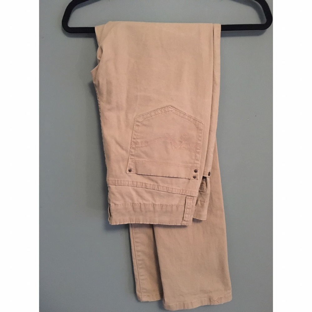 Business/casual khaki jeans