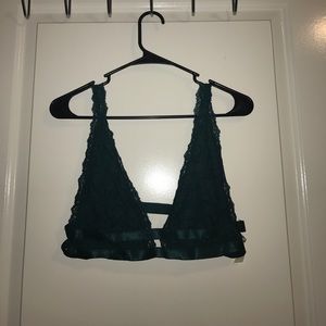 Free people green lace bra with amazing open back✅