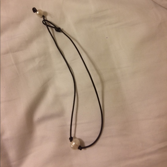 Brown and black pearl choker - Picture 3 of 3