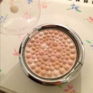 Powder Palette Mineral Glow Pearls