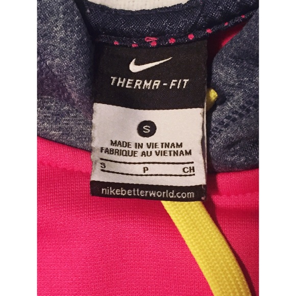Nike therma-fit hoody - Picture 2 of 2
