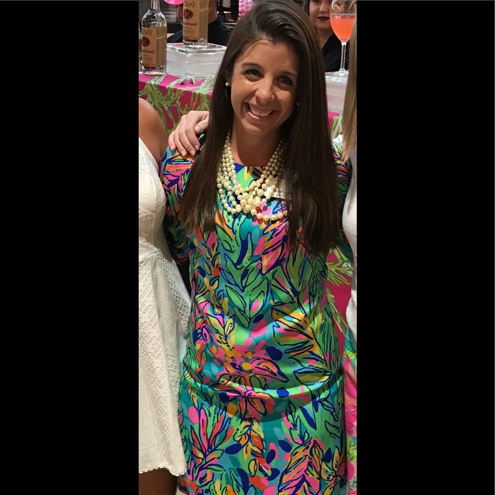 Beautiful Lilly Pulitzer mutilcolor dress