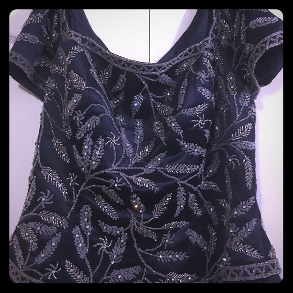 Gown - Picture 2 of 2