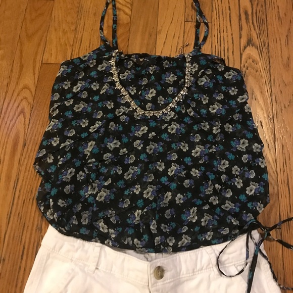 American Eagle Outfitters Tops - American Eagle Ruffle Summer Top