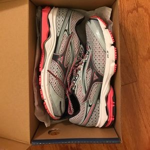 Mizuno Wave Legend Running Shoes