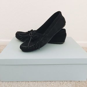 🏕🔥☀️ Minnetonka Black Suede Moccasin
