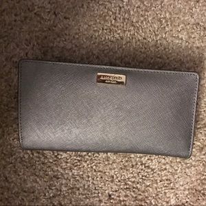 🎉🎉MAJOR SALE 🎉🎉♠️ Kate Spade ♠️ Wallet