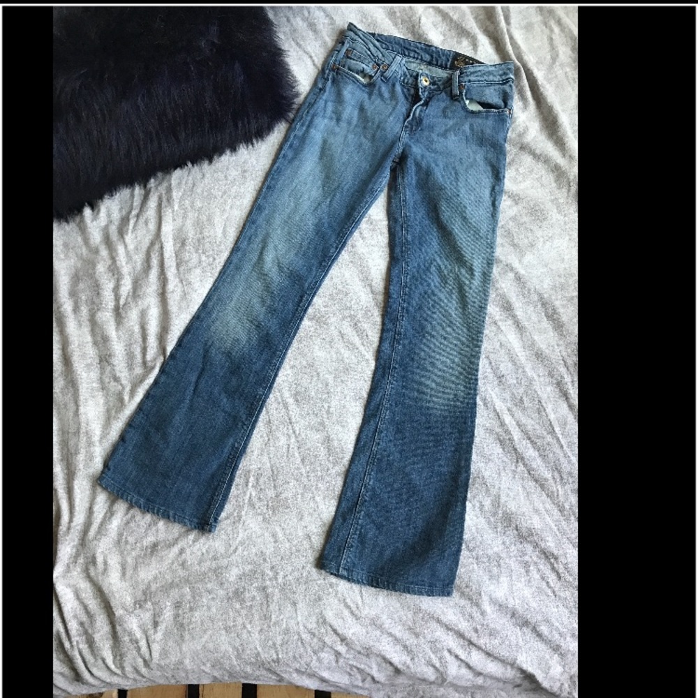 Chip and Pepper Olivia Jeans. 27