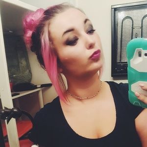 Meet your Posher, Andi