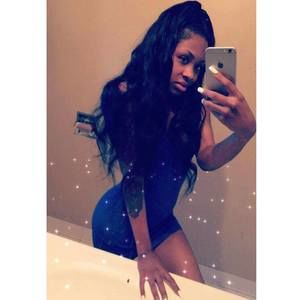 Meet your Posher, Re'neisha