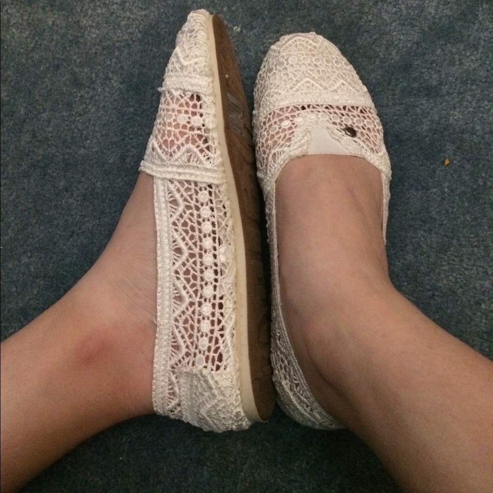 Mad Pow white lace shoes
