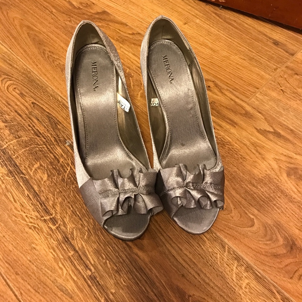 Merona silver dress heels