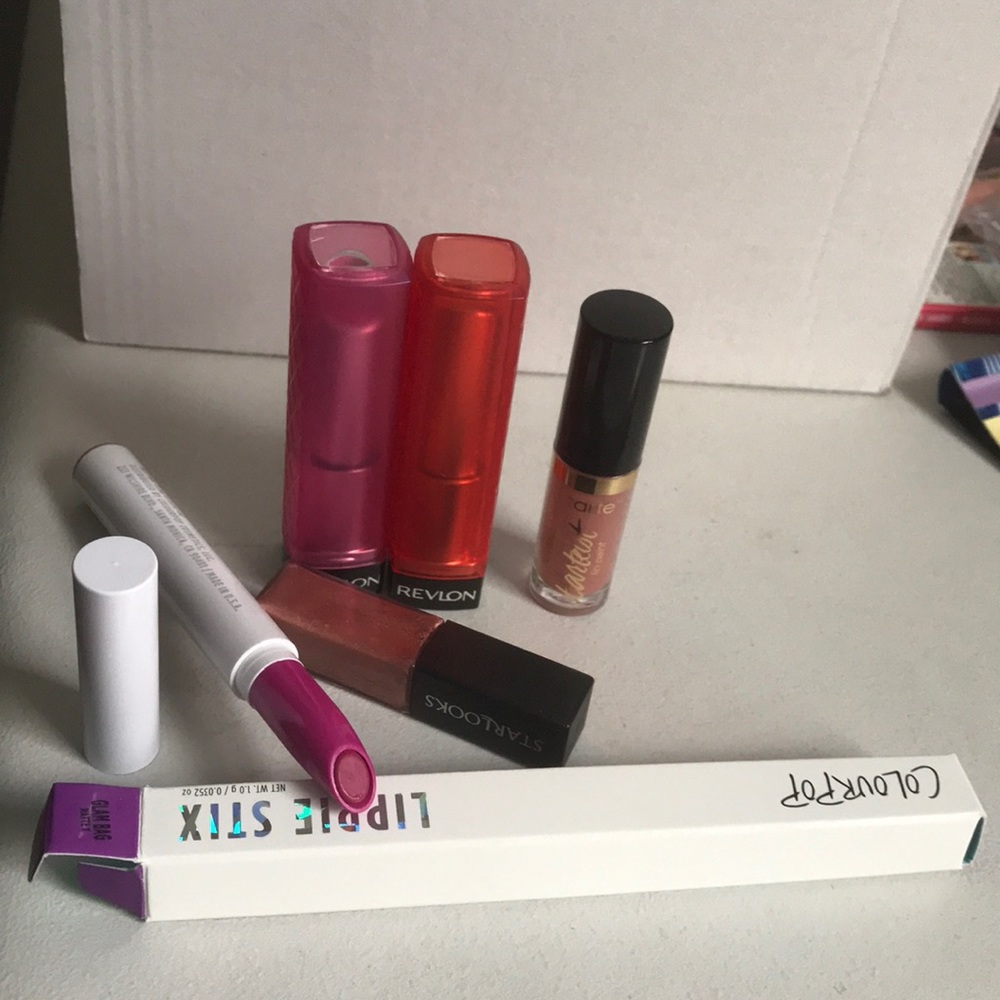 Revlon lipstick bundle