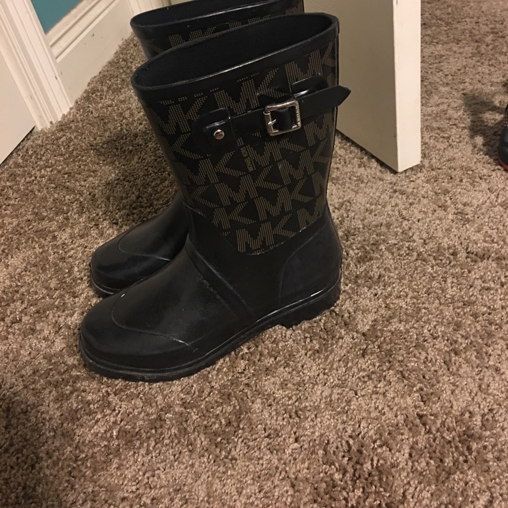 Micheal Kors Rainboots