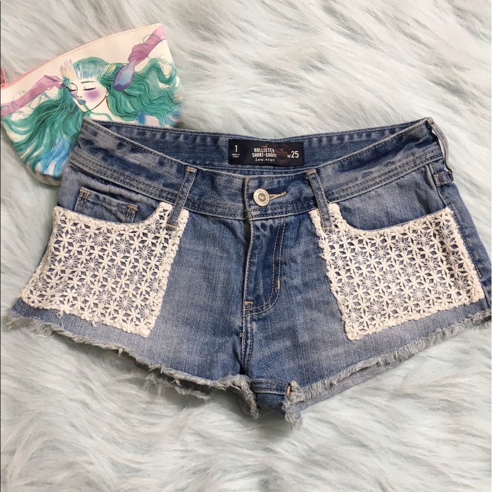 Hollister Jean Lace Overlay Boho Low Rise Shorts🔥