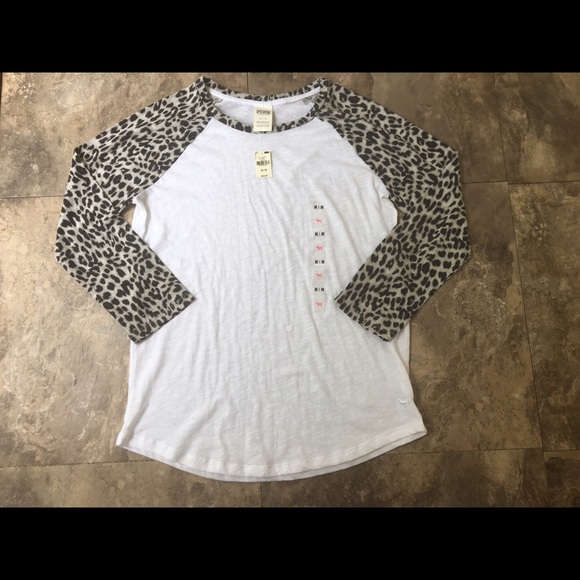 PINK Victoria's Secret Tops - NWT Vs pink baseball tee size M