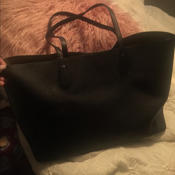 Tory Burch Perry Tote - on hold - Picture 2 of 8