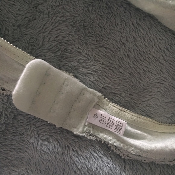 UO Halter Bralette - Picture 5 of 6