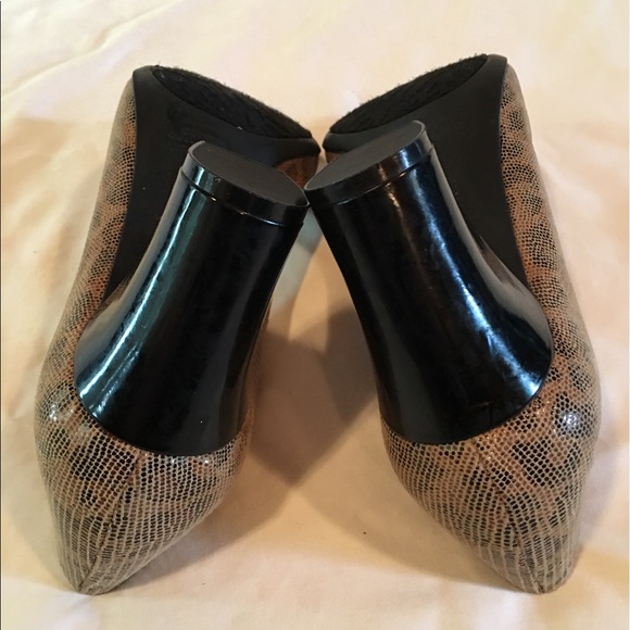 Sold - Picture 6 of 7