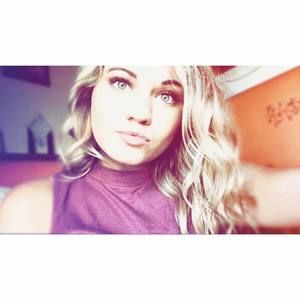 Meet your Posher, Lacey