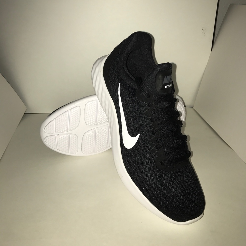 Women's Nike Lunar Skyelux
