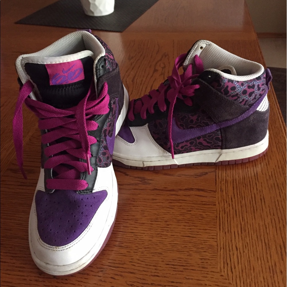 Gently used Nike sneakers