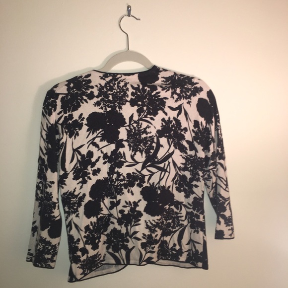 Ann Taylor 3/4 Length Cardigan - Picture 4 of 4