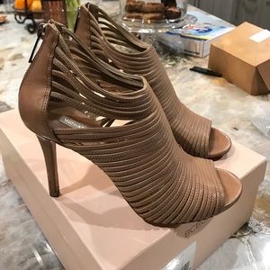 Michael Kors brown heels 7.5
