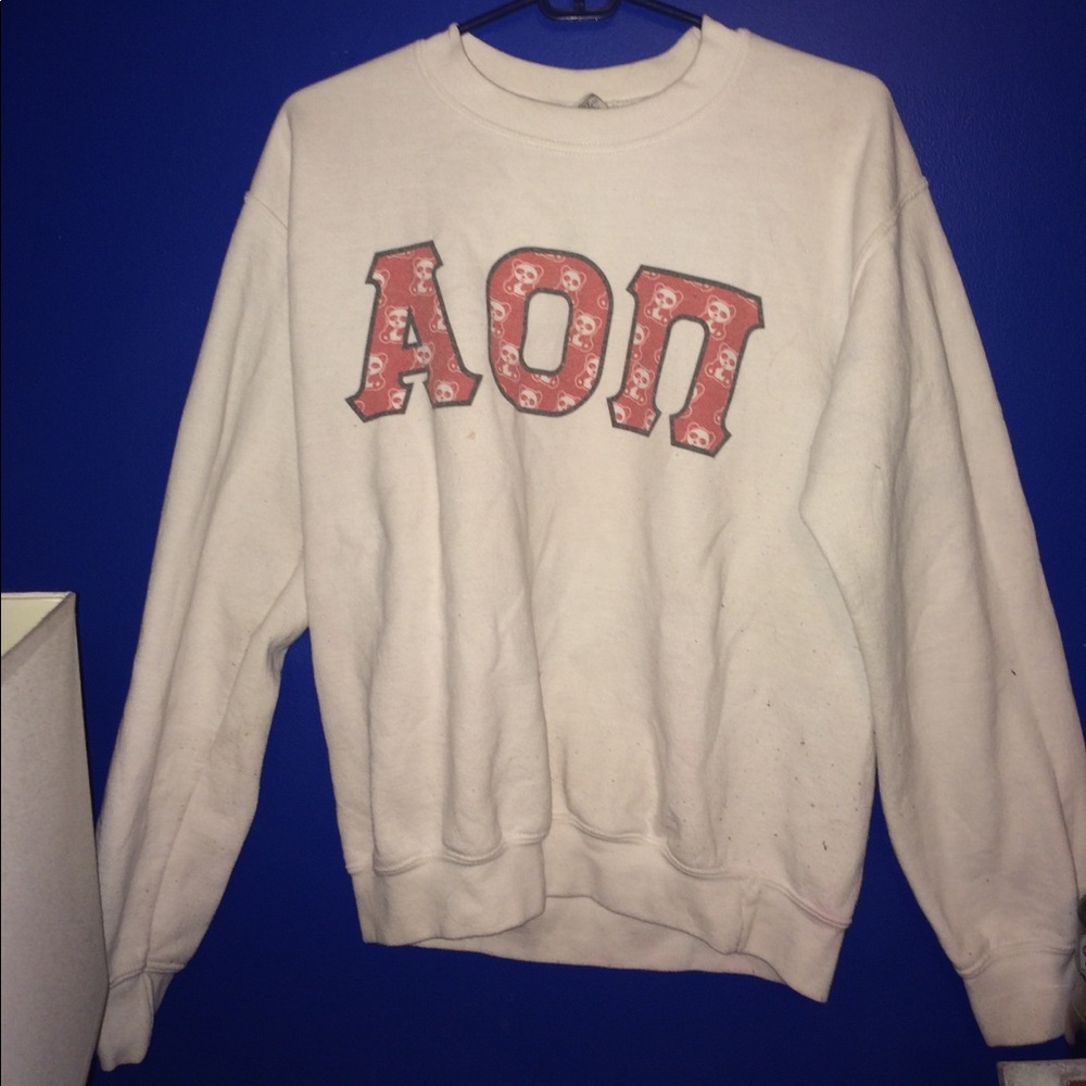 Aoii sweater