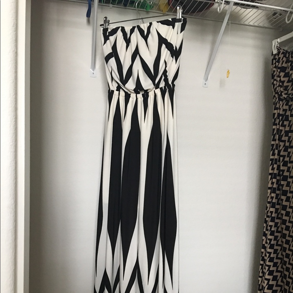 Bebe strapless Dress