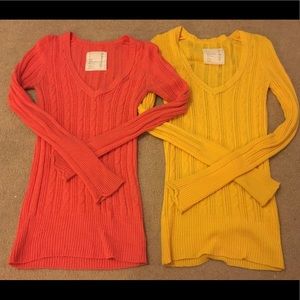 Light long sleeve sweater