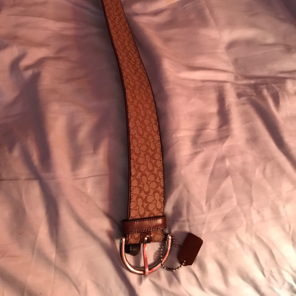 Coach belt extra larger
