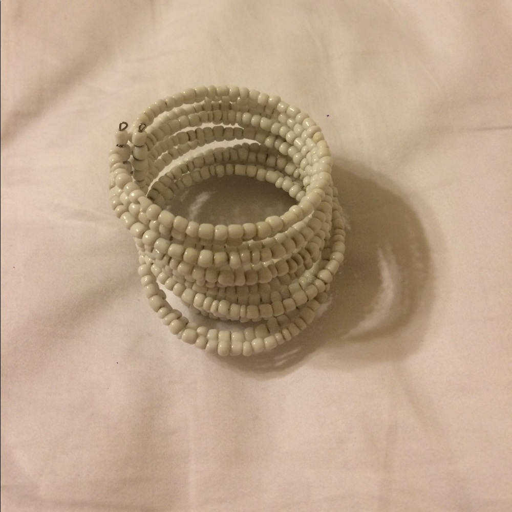 White beaded bracelet