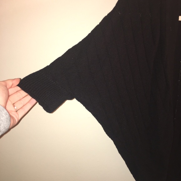 Forever 21 Shrug - Picture 4 of 4