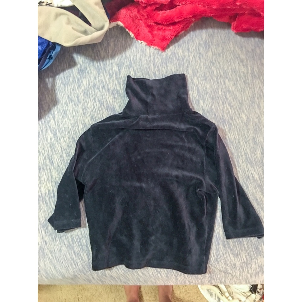 ASOS Velvet Ribbed Crop Top ๐ - Picture 4 of 5