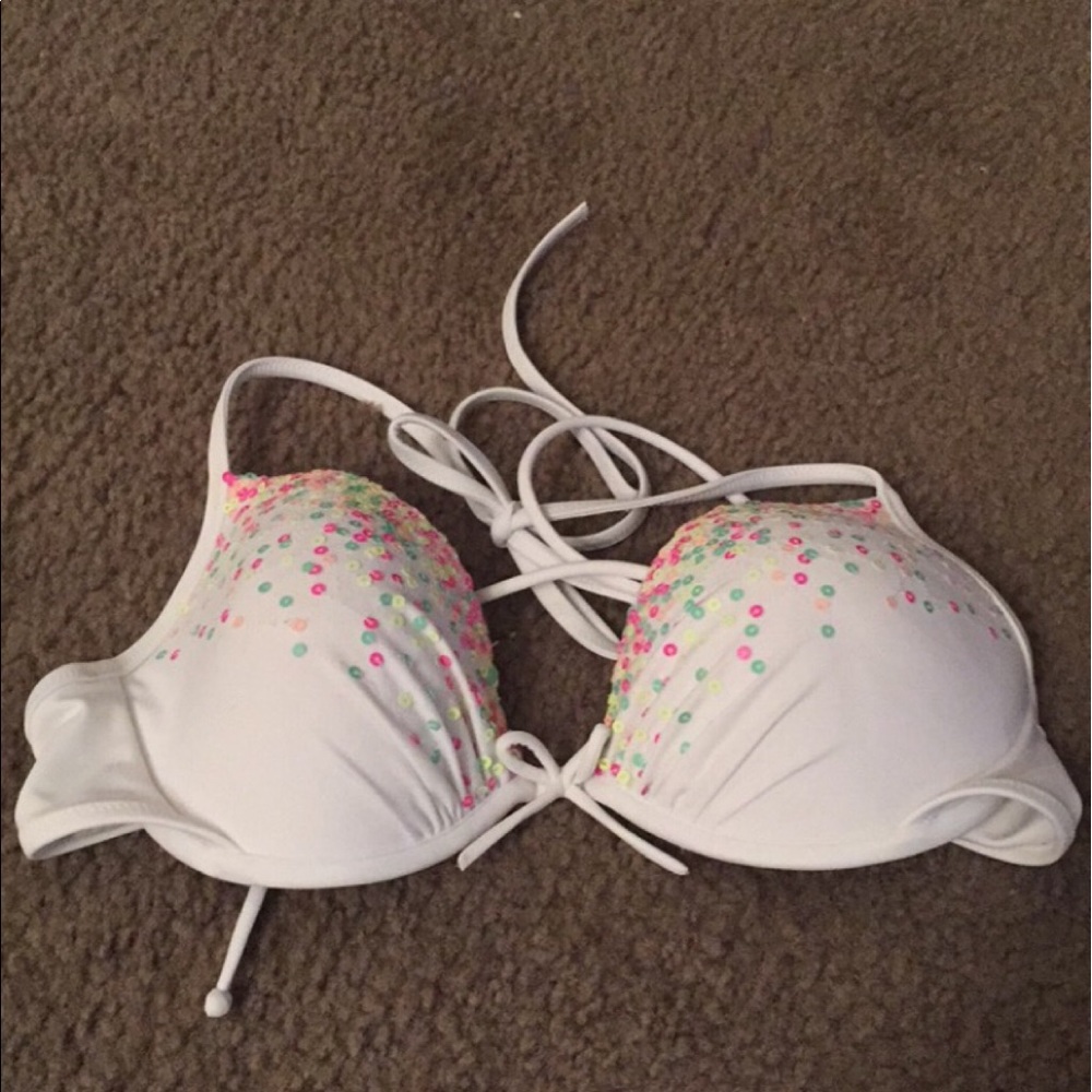 Victoria's Secret bikini