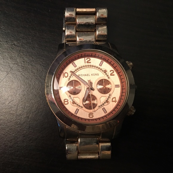 Michael Kors watch - Picture 1 of 3