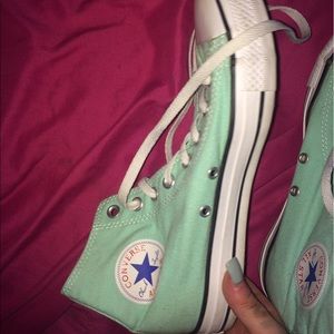 mint green converse