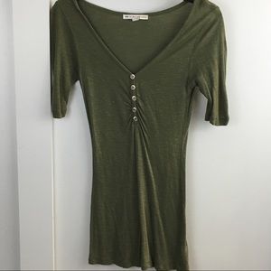 🌟3 for 15🌟 1/2 sleeve Juniors shirt Size S