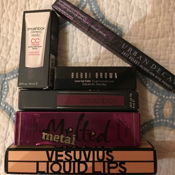 NIB Makeup Bundle - Picture 3 of 6