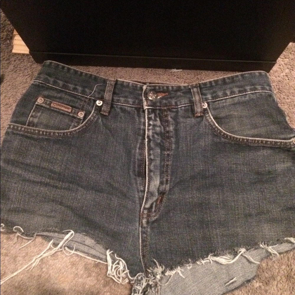 Short shorts
