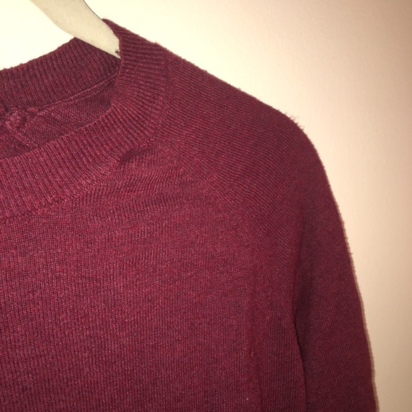 Mossimo Sweater - Picture 4 of 4