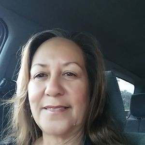 Meet your Posher, Debralynn