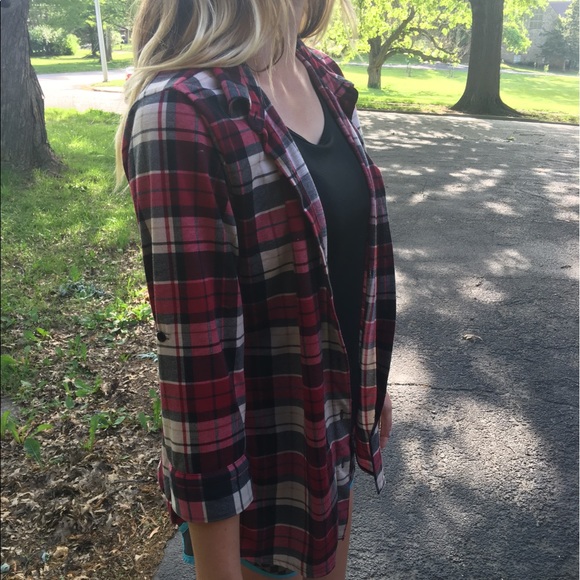 Plaid button up shirt - Picture 2 of 3