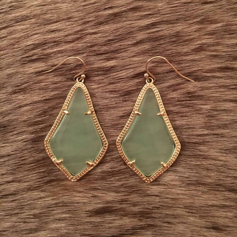 Kendra Scott alex earrings in chalcedony