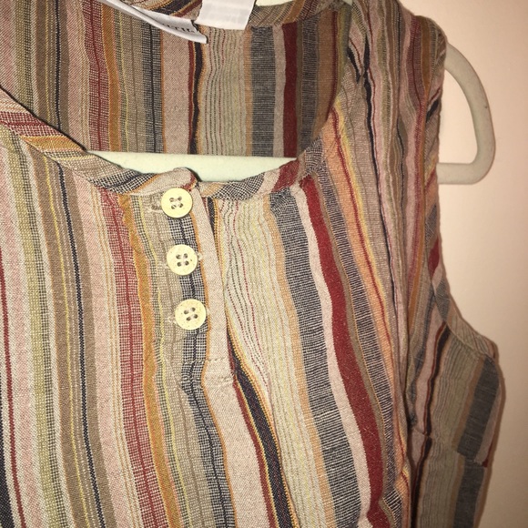 VINTAGE Linen Top - Picture 3 of 4