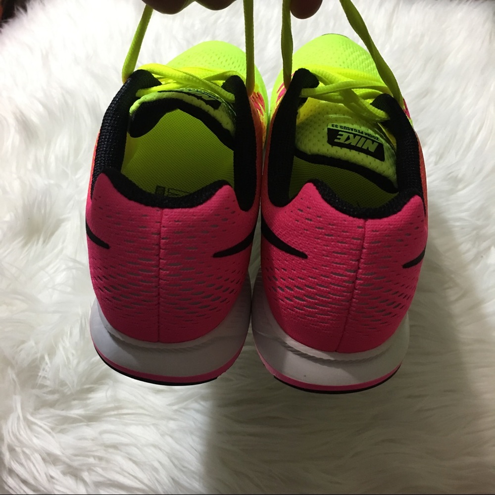 👇🏼PRICE DROP👇🏼 Nike Air Zoom Pegasus 33 OC - Picture 5 of 8